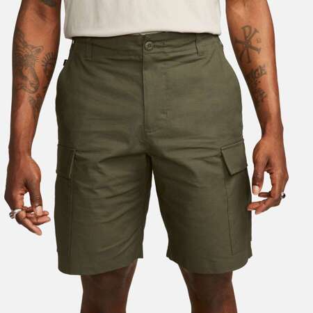 Nike SB Kearny Cargo Skate Shorts (Medium Olive)